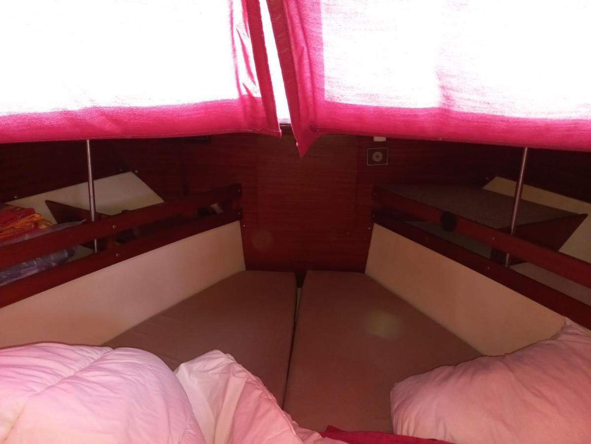 Bateau Hebergement Insolites ルカート エクステリア 写真